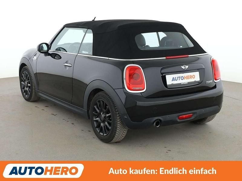 Gebraucht Mini Cooper Cabriolet 136 PS (100 kW) 2016 Midnight black Cabrio