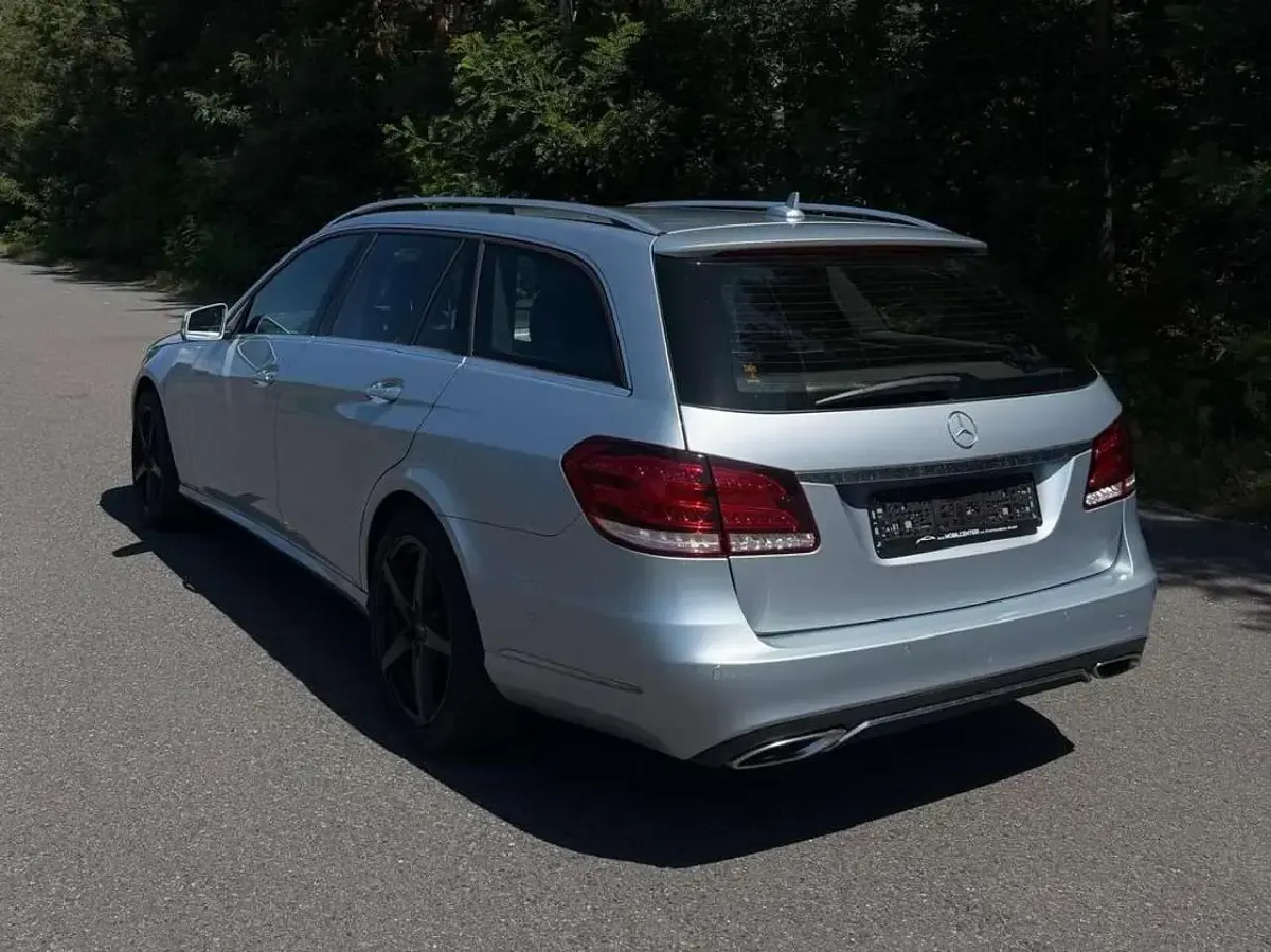 Gebraucht Mercedes E250 Edition 204 PS (150 kW) 2017 Silber Kombi