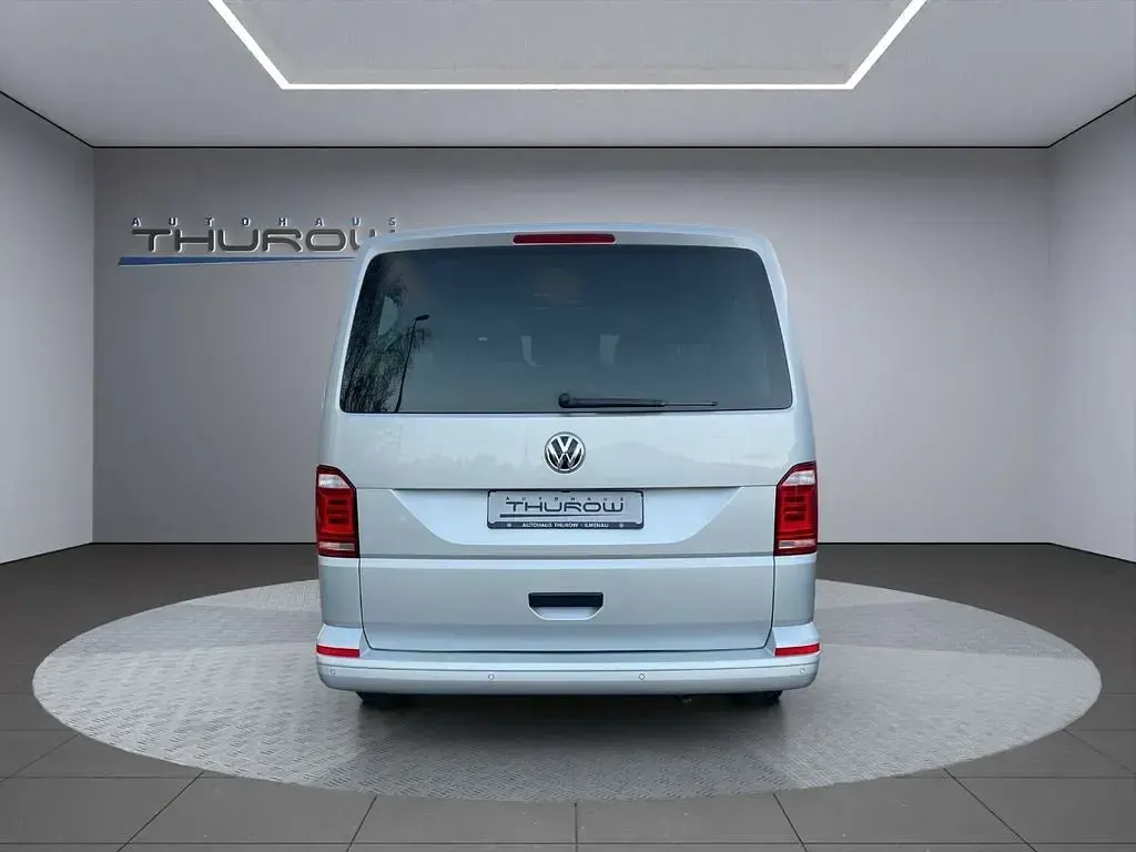 Używany VW T6 Trendline 150 KM (110 kW) 2015 Srebrny Van