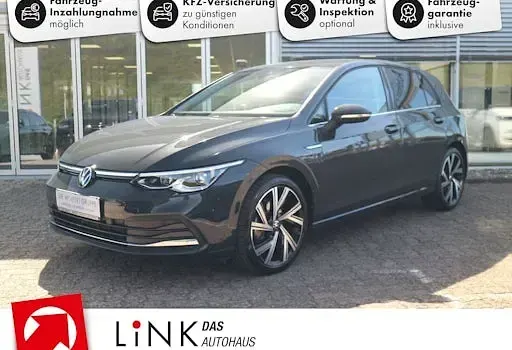 Gebraucht VW Golf VIII Style 150 PS (110 kW) 2024 Grau Limousine