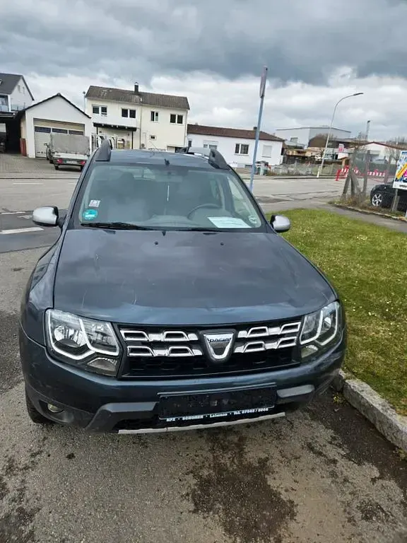 Gebraucht Dacia Duster 109 PS (80 kW) 2014 Schwarz SUV