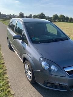 Gebraucht Opel Zafira 150 PS (110 kW) 2007 Grau Van / Kleinbus