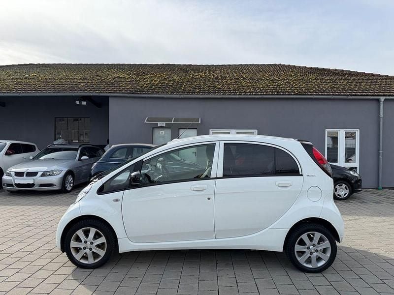 Gebraucht Peugeot iON 35 kW (48 PS) 2018 Weiß Kleinwagen