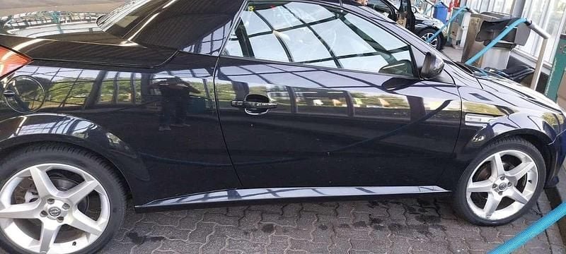 Schwarz Gebraucht 2005 Opel Tigra Sport Cabrio | 3.450 € (Fairer Preis) - Bild 1/4