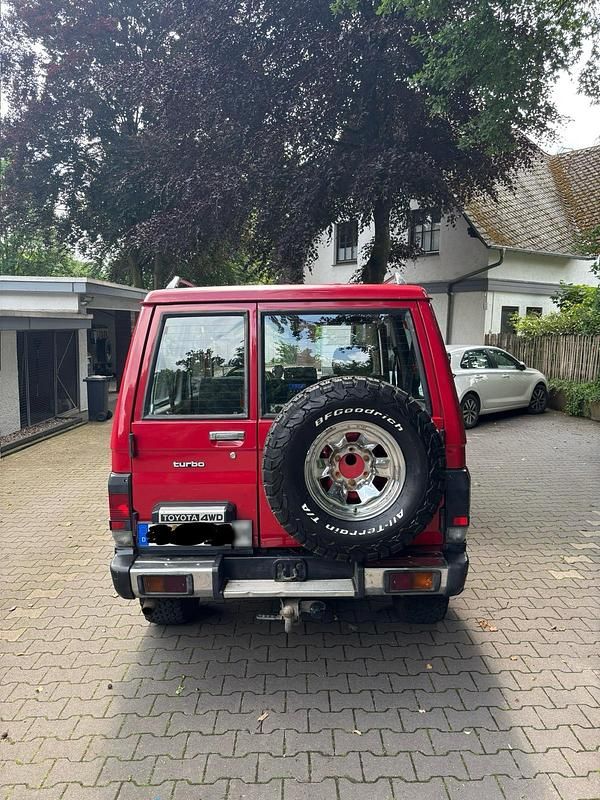Gebraucht Toyota Land Cruiser 90 PS (66 kW) 1992 Rot SUV
