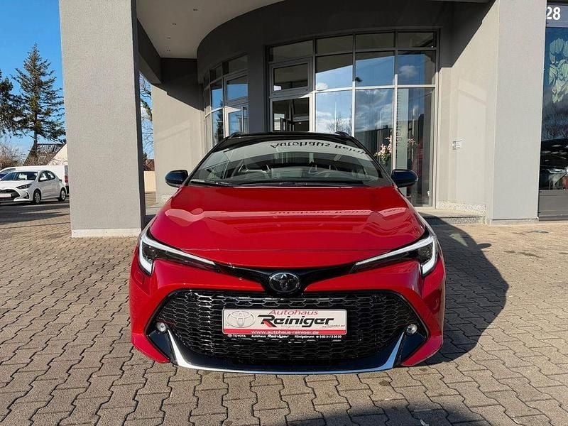 Neu Toyota Corolla Sport 178 PS (130 kW) 2025 Grau Limousine