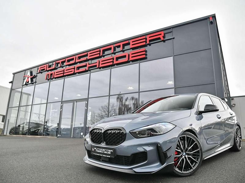 Grau Gebraucht 2023 BMW 135 M Performance Kleinwagen | 42.790 € - Bild 1/4