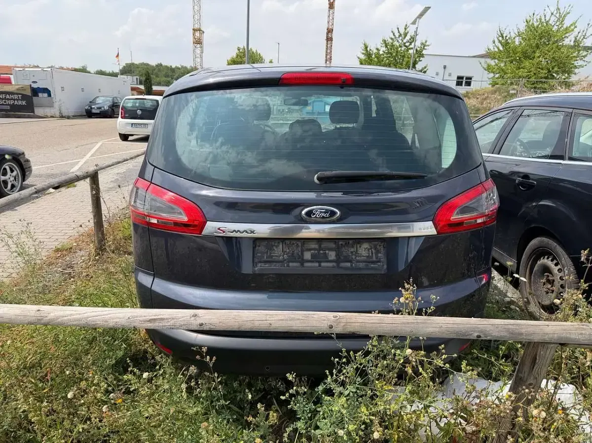 Gebraucht Ford S-MAX Titanium 163 PS (119 kW) 2012 Schwarz Van / Kleinbus