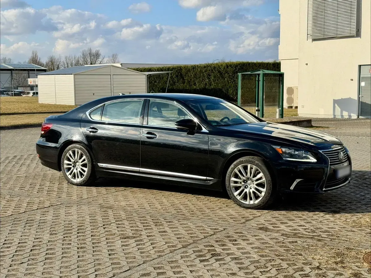 Gebraucht Lexus LS600h L 445 PS (327 kW) 2015 Schwarz Limousine