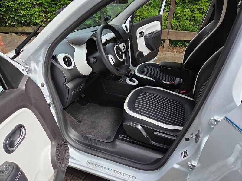 Gebraucht Renault Twingo Vibes 60 kW (82 PS) 2021 Weiß Kleinwagen