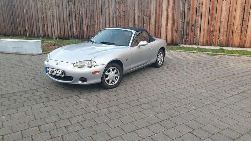 Silber Gebraucht 2001 Mazda MX5 Cabrio | 4.299 € (Superpreis) - Bild 1/4