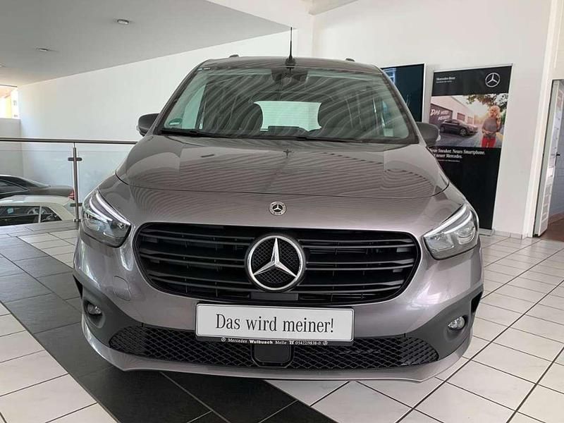 Gebraucht Mercedes Citan 113 131 PS (96 kW) 2022 Chromitgrau metallic Kombi