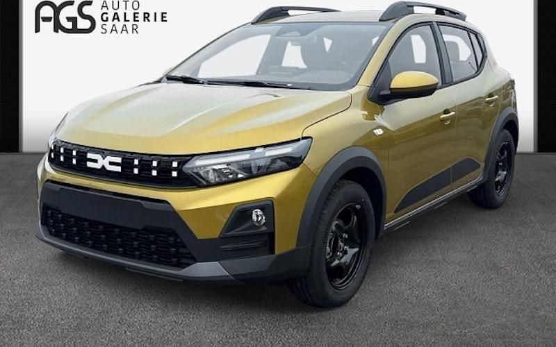 Neu Dacia Sandero Expression 110 PS (80 kW) 2025 Jaune amber (gelb) Limousine