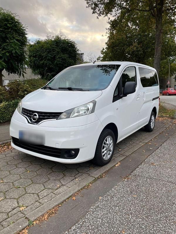 Weiß Gebraucht 2011 Nissan Evalia Van / Kleinbus | 6.700 € (Fairer Preis) - Bild 1/4