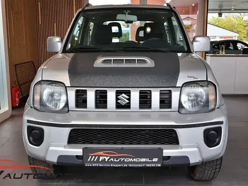 Używany Suzuki Jimny 86 KM (63 kW) 2014 Srebrny SUV