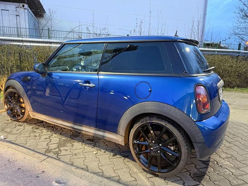 Usata Mini Cooper 120 CV (88 kW) 2007 Blu Utilitaria
