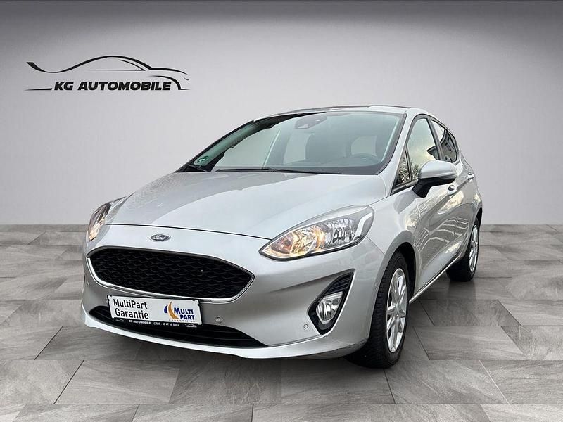 Gebraucht Ford Fiesta Cool & Connect 101 PS (74 kW) 2019 Silber Limousine