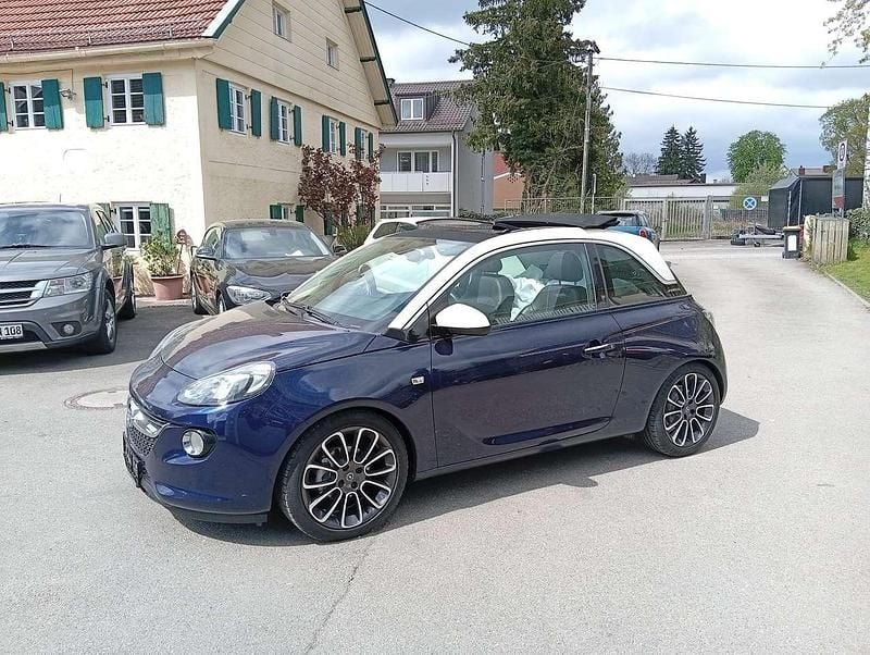 Używany Opel Adam Open Air 90 KM (66 kW) 2015 Niebieski Hatchback