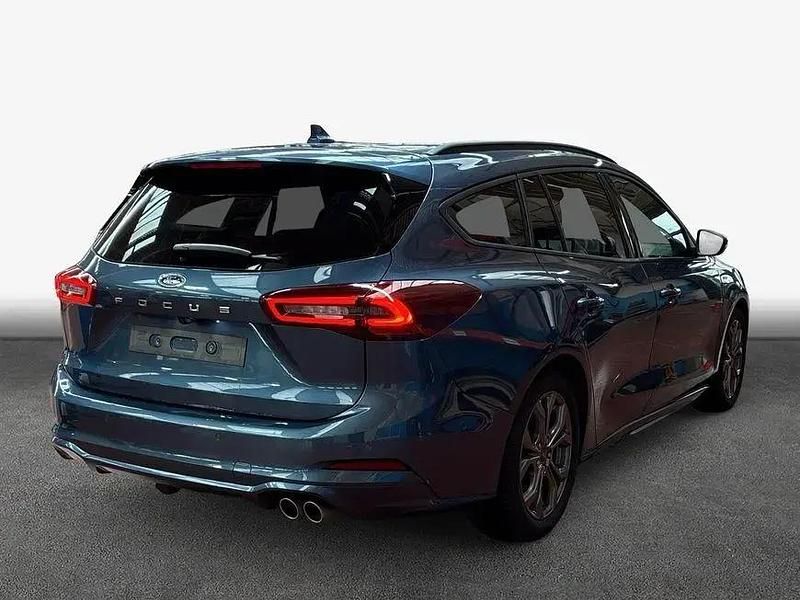 Gebraucht Ford Focus ST-Line X 125 PS (91 kW) 2024 Chrome blue metallic Kombi