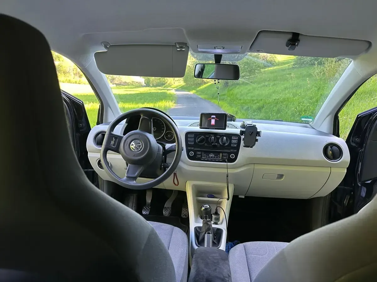 Usado VW up! 60 HP (44 kW) 2011 Preto Citadino