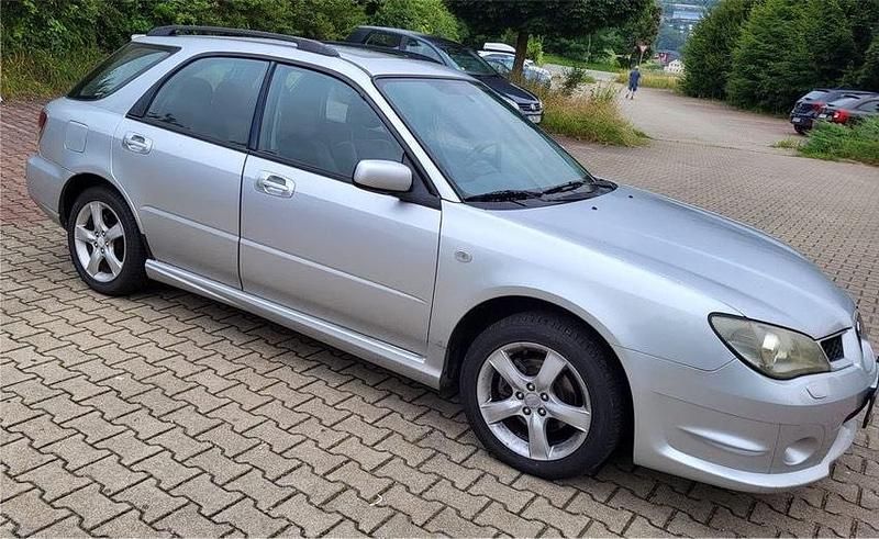 Silber Gebraucht 2006 Subaru Impreza Kombi | 2.500 € (Superpreis) - Bild 1/4