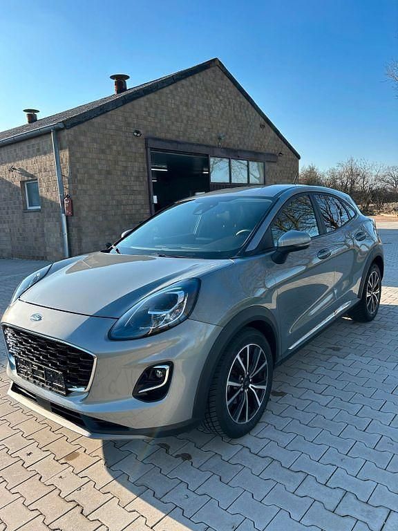 Gebraucht Ford Puma Titanium 125 PS (91 kW) 2020 Grau SUV