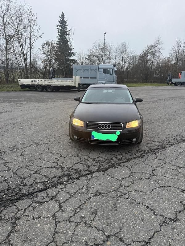 Schwarz Gebraucht 2003 Audi A3 Limousine | 800 € (Superpreis) - Bild 1/4