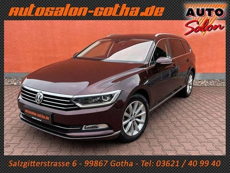 Crimson red metallic Gebraucht 2018 VW Passat Highline Kombi | 20.980 € (Etwas zu teuer) - Bild 1/4