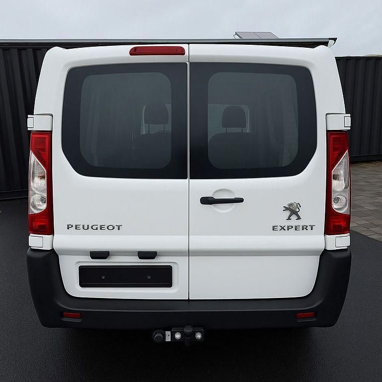 Gebraucht Peugeot Expert 120 PS (88 kW) 2009 Weiß Van