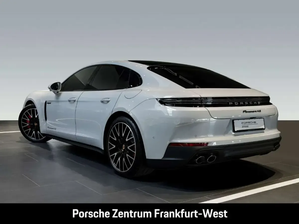 Gebraucht Porsche Panamera 4S E-Hybrid 544 PS (400 kW) 2024 Eisgraumetallic Kleinwagen
