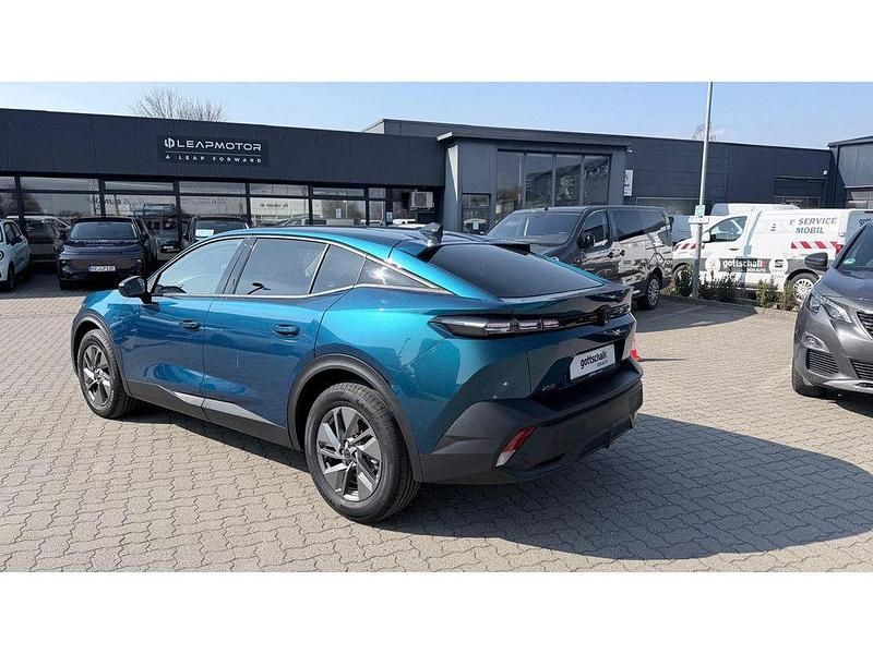 Gebraucht Peugeot 408 Allure 131 PS (96 kW) 2024 Blau SUV