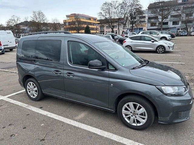 Gebraucht VW Caddy Life 114 PS (83 kW) 2023 Grau Van / Kleinbus