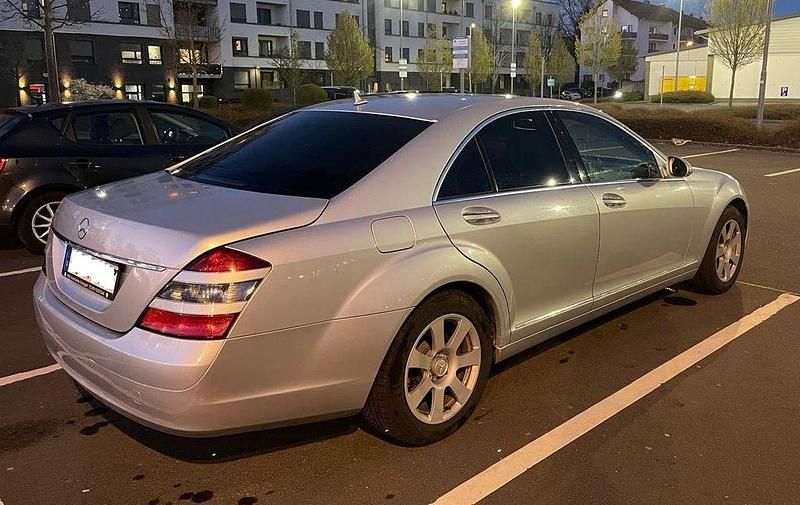 Gebraucht Mercedes S350 272 PS (200 kW) 2007 Silber Limousine
