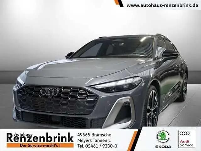 Grau Gebraucht 2024 Audi A5 Edition .1 Coupé | 67.448 € (Teuer) - Bild 1/4