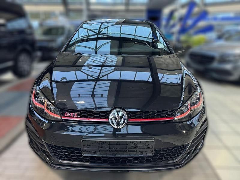 Schwarz Gebraucht 2019 VW Golf VII | 19.900 € (Fairer Preis) - Bild 1/4