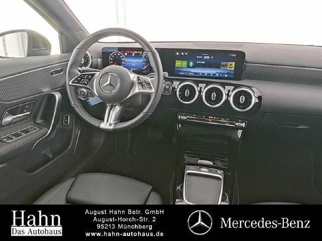 Gebraucht Mercedes A200 Progressive 163 PS (119 kW) 2024 Unilack nachtschwarz Limousine
