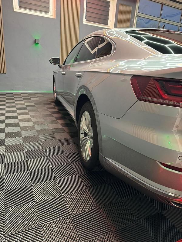 Gebraucht VW Arteon 239 PS (175 kW) 2017 Silber Kleinwagen
