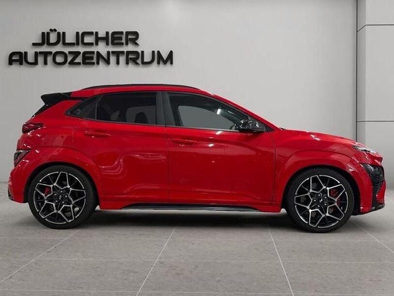 Gebraucht Hyundai Kona 280 PS (205 kW) 2022 Rot SUV