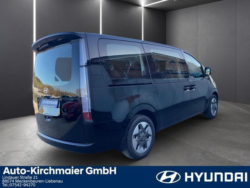 Gebraucht Hyundai Staria Trend 224 PS (164 kW) 2024 Schwarz Van / Kleinbus