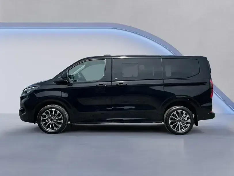 Neu Ford Tourneo Titanium X 170 PS (125 kW) 2026 Schwarz Van / Kleinbus