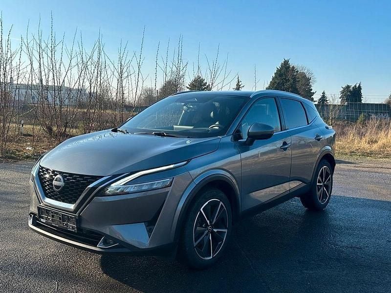 Grau Gebraucht 2023 Nissan Qashqai SUV | 18.900 € (Superpreis) - Bild 1/4