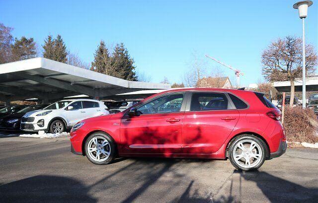 Gebraucht Hyundai i30 N Line 159 PS (116 kW) 2021 Sunset red Limousine