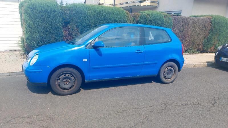 Blau Gebraucht 2003 VW Polo Kleinwagen | 500 € (Superpreis) - Bild 1/4