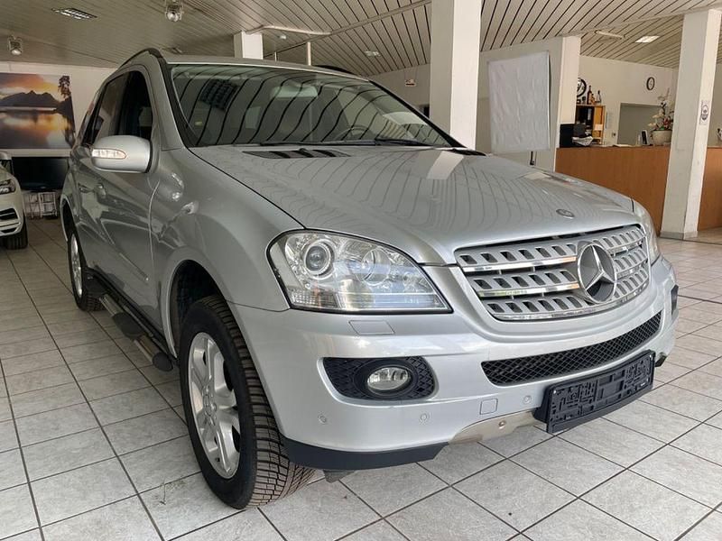 Gebraucht Mercedes ML350 272 PS (200 kW) 2007 Silber SUV