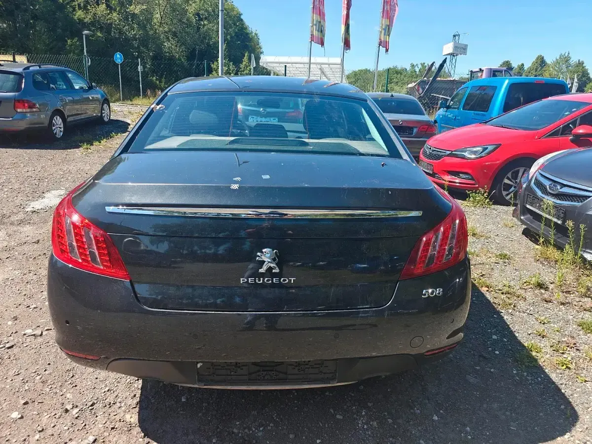Gebraucht Peugeot 508 156 PS (114 kW) 2011 Braun Limousine