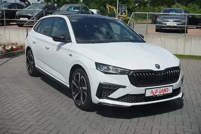 Neu Skoda Scala Monte Carlo 150 PS (110 kW) 2026 Weiß Kleinwagen