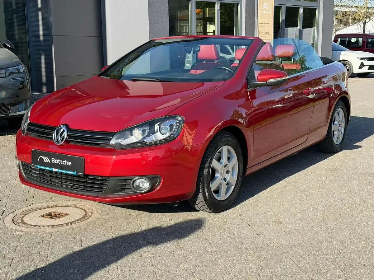 Gebraucht VW Golf Cabriolet 122 PS (89 kW) 2012 Sunset red metallic Cabrio