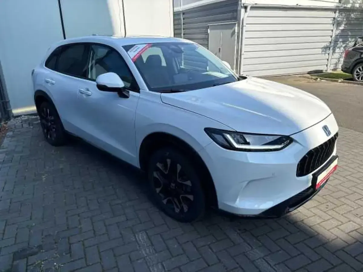 Gebraucht Honda ZR-V Advance 184 PS (135 kW) 2025 Platinum white SUV