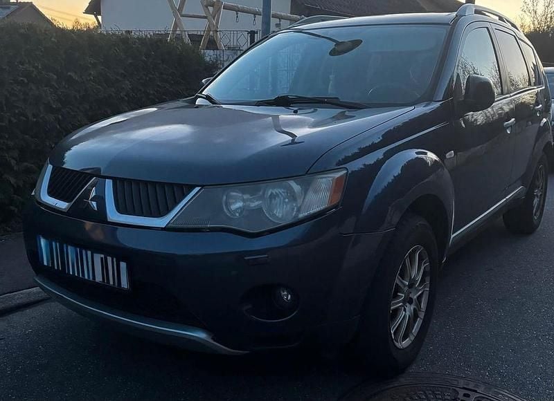 Gebraucht Mitsubishi Outlander Intense 156 PS (114 kW) 2008 Blau SUV
