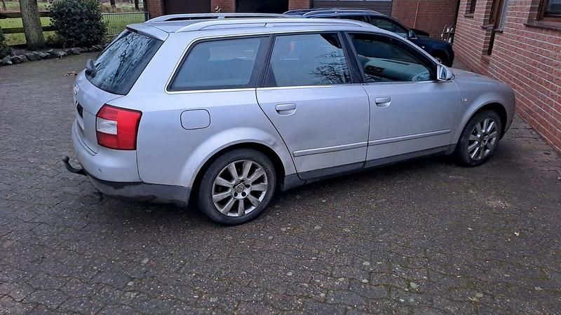 Gebraucht Audi A4 131 PS (96 kW) 2003 Silber Kombi
